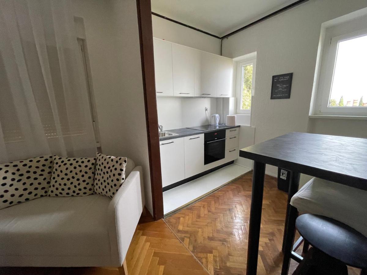 Ferienwohnung Nona'S View With Balcony Rijeka Exterior foto